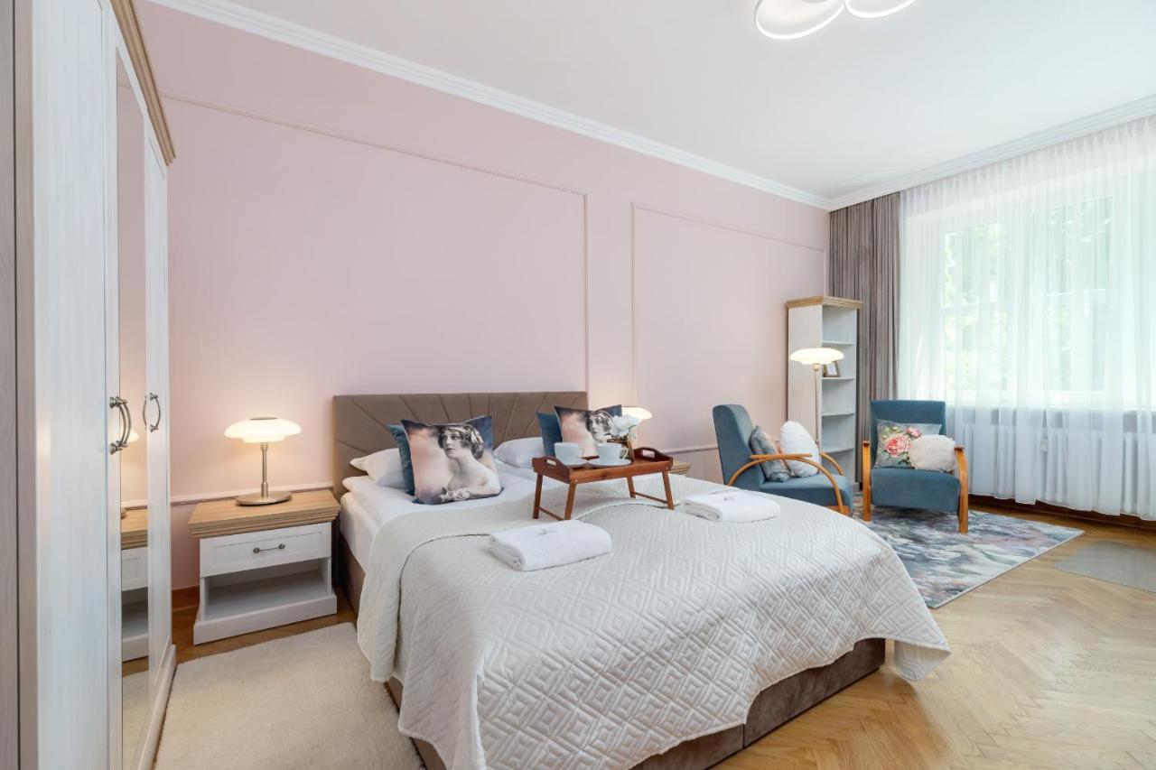 Luxurious & Unique Apartment Mickiewicza Cracow By Renters Prestige Краков Экстерьер фото